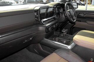 2024 Chevrolet Silverado T1 MY24 1500 ZR2 Pickup Crew Cab W/Tech Pack Black 10 Speed Automatic