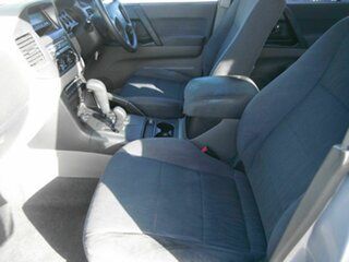 2004 Mitsubishi Pajero NP GLS LWB (4x4) Silver 5 Speed Auto Sports Mode Wagon