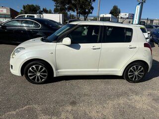 2009 Suzuki Swift White 5 Speed Manual Hatchback