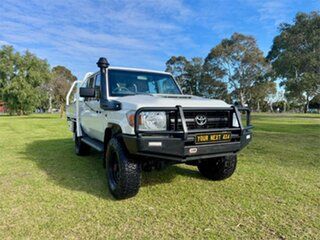 2020 Toyota Landcruiser VDJ79R MY18 Workmate (4x4) White 5 Speed Manual Double C/Chas.