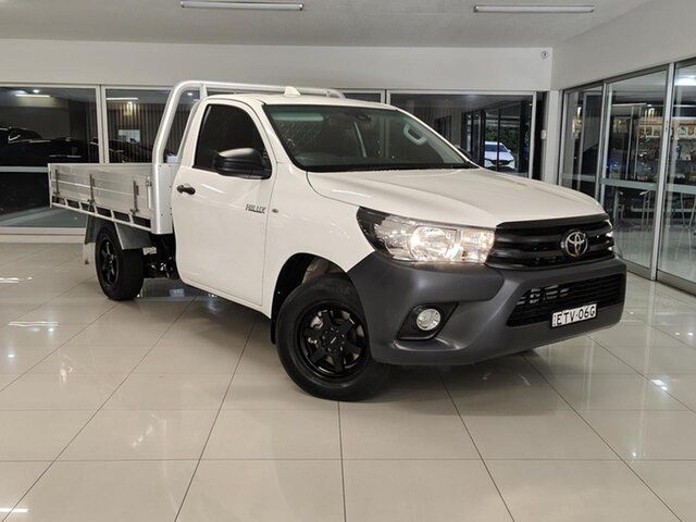 Used Toyota Hilux TGN121R Workmate 4x2 Waitara, 2022 Toyota Hilux TGN121R Workmate 4x2 White 6 Speed Sports Automatic Cab Chassis