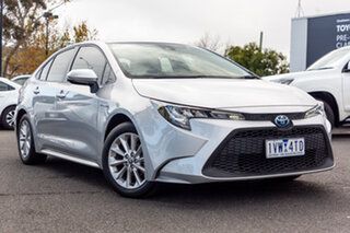 2022 Toyota Corolla Silver Pearl Sedan.
