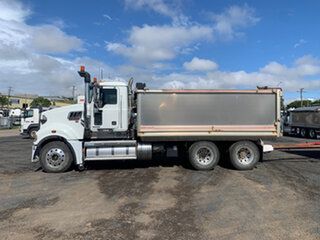 2011 Mack Trident TRIDENT Truck White Tipper
