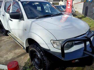 2014 Mitsubishi Triton MN MY15 GLX (4x4) White 5 Speed Manual 4x4 Double Cab Utility.
