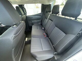 MV Triton GLX+ 2.4L D 6A/T 4X4 DC CC