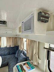 2002 Toyota 4x4 Toyota Matilda White Motor Camper 4WD