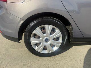 2011 Ford Focus LW Ambiente Silver 5 Speed Manual Hatchback