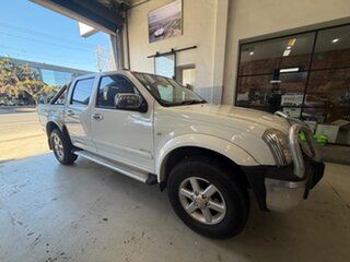 2004 Holden Rodeo RA LT Crew Cab 4x2 White 5 Speed Manual Utility.