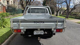 2012 Toyota Hilux KUN26R MY12 SR (4x4) White Crystal 5 Speed Manual Dual Cab Pick-up