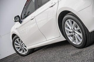 2022 Toyota Camry Axvh70R Ascent White 6 Speed Constant Variable Sedan Hybrid