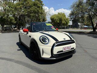 2022 Mini Hatch F55 LCI-2 Cooper Classic White 6 Speed Manual Hatchback.