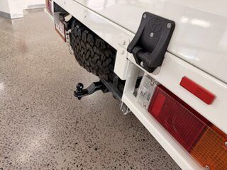 2024 Toyota Landcruiser Vdjl79R GXL Double Cab White 5 Speed Manual Cab Chassis