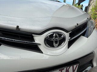 2013 Toyota Corolla ZRE182R Ascent Sport S-CVT White 7 Speed Constant Variable Hatchback