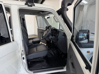 2019 Toyota Landcruiser VDJ76R Workmate White 5 Speed Manual Wagon