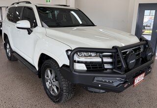 2023 Toyota Landcruiser FJA300R VX White 10 Speed Sports Automatic Wagon.