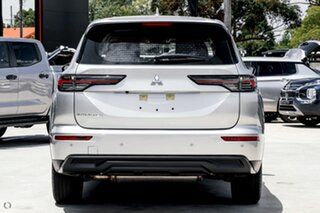 2026 Mitsubishi Outlander ZM MY25 ES 2WD Sterling Silver 8 Speed Constant Variable Wagon.