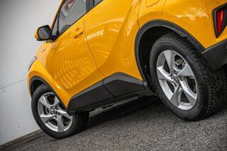 2018 Toyota C-HR NGX10R S-CVT 2WD Yellow 7 Speed Constant Variable Wagon