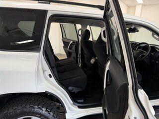 2022 Toyota Landcruiser Prado GDJ150R GXL White 6 Speed Sports Automatic Wagon