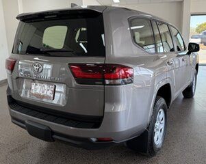 2026 Toyota Landcruiser FJA300R GX Bronze 10 Speed Sports Automatic Wagon.