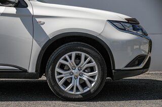 2020 Mitsubishi Outlander ZL MY20 ES 2WD White 6 Speed Constant Variable Wagon