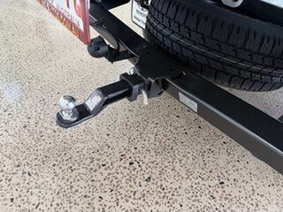 2025 Toyota Hilux GUN126R SR Double Cab White 6 Speed Sports Automatic Cab Chassis