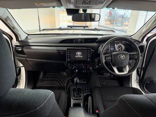 2025 Toyota Hilux GUN126R SR Double Cab White 6 Speed Sports Automatic Cab Chassis