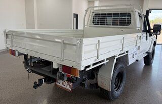 2010 Toyota Landcruiser VDJ79R MY10 GXL White 5 Speed Manual Cab Chassis.