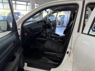 2018 Toyota Hilux GUN125R Workmate Double Cab White 6 Speed Sports Automatic Utility