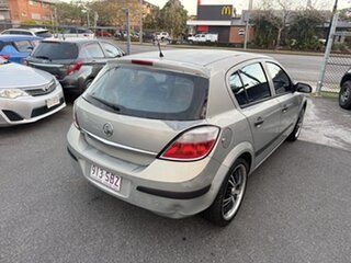 2005 Holden Astra AH MY06 CD Silver 4 Speed Automatic Hatchback