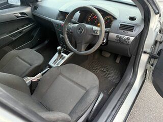2005 Holden Astra AH MY06 CD Silver 4 Speed Automatic Hatchback