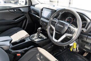 2022 Isuzu D-MAX RG MY22 SX Crew Cab 4x2 High Ride White 6 Speed Sports Automatic Cab Chassis