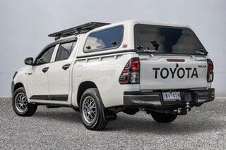 2022 Toyota Hilux TGN121R Workmate Double Cab 4x2 White 5 Speed Manual Utility