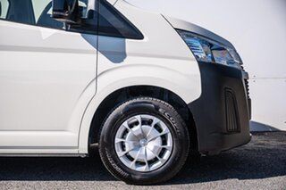 2025 Toyota HiAce GDH300R LWB White 6 Speed Sports Automatic Van