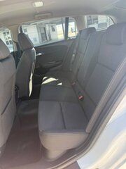 2014 Holden Commodore VF MY15 Evoke Sportwagon White 6 Speed Sports Automatic Wagon