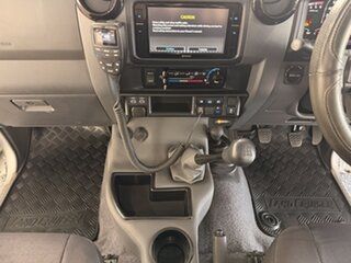2024 Toyota Landcruiser Vdjl79R GXL Double Cab Silver 5 Speed Manual Cab Chassis
