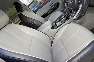 2020 Kia Carnival YP MY20 Platinum White 8 Speed Sports Automatic Wagon