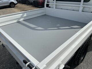2019 Toyota Landcruiser VDJ79R MY18 Workmate (4x4) White 5 Speed Manual Double Cab Chassis