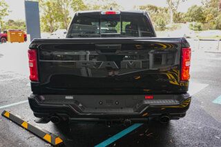 2026 Ram 1500 DT MY26 Express Black Edition Crew Cab SWB Hurricane SO Diamond Black 8 Speed