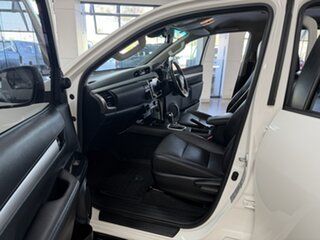 2020 Toyota Hilux GUN126R SR5 Double Cab White 6 Speed Sports Automatic Utility