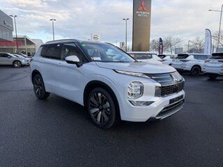 2026 Mitsubishi Outlander ZM MY26 Exceed Tourer AWD White Diamond 8 Speed Constant Variable Wagon