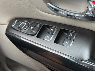 2015 Kia Carnival YP MY16 SLi Grey 6 Speed Sports Automatic Wagon