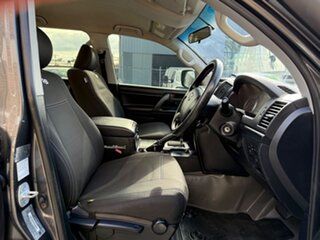 2017 Toyota Landcruiser VDJ200R GX Grey 6 Speed Sports Automatic Wagon