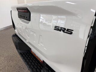 2026 Toyota Hilux GUN227R SR5 Double Cab 48V White 6 Speed Sports Automatic Cab Chassis