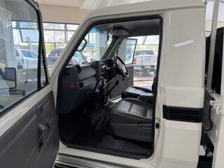 2018 Toyota Landcruiser VDJ79R Workmate White 5 Speed Manual Cab Chassis