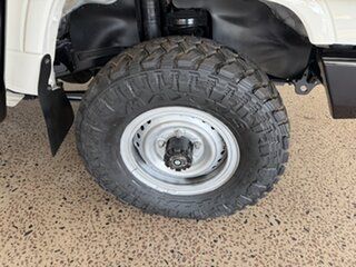 2018 Toyota Landcruiser VDJ79R Workmate White 5 Speed Manual Cab Chassis