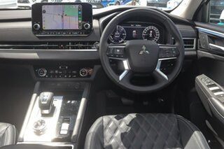 2025 Mitsubishi Outlander ZM MY24 PHEV Exceed 5+2 Seat (AWD) White 1 Speed Automatic Wagon