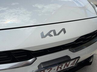 2022 Kia Cerato BD MY22 Sport+ White 6 Speed Sports Automatic Hatchback