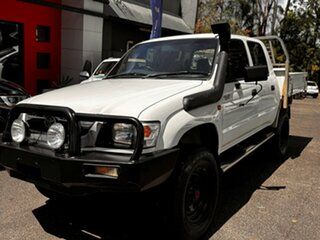 2002 Toyota Hilux KZN165R MY02 White 5 Speed Manual Utility.