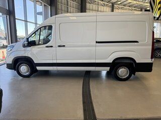 2026 LDV Deliver 9 MY24 LWB Mid Roof Blanc White 8 Speed Automatic Van