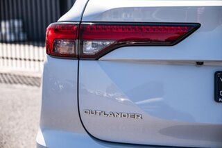 2022 Mitsubishi Outlander ZM MY22.5 Exceed Tourer AWD White 8 Speed Constant Variable Wagon